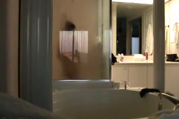 Harinders hawt shower