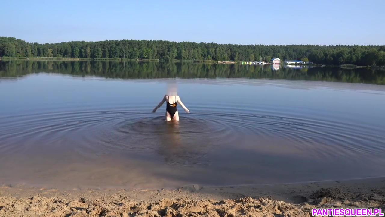 Sexy Girl Undresses And Swims Naked In Public Beach