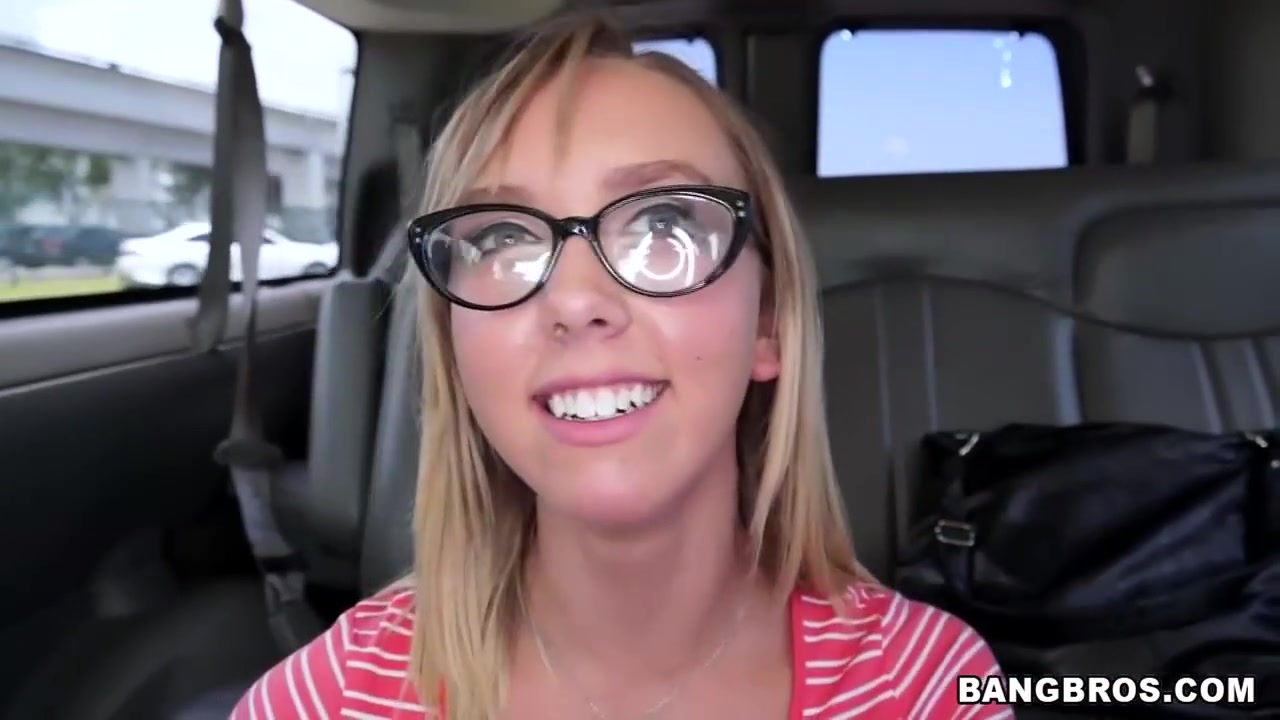 Watch me Cum on her Face