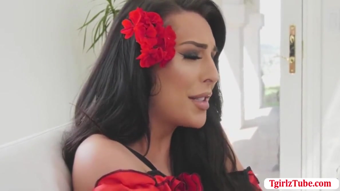 Latina Tbabe Loves Getting Anal By A Big Cock - Chanel Santini