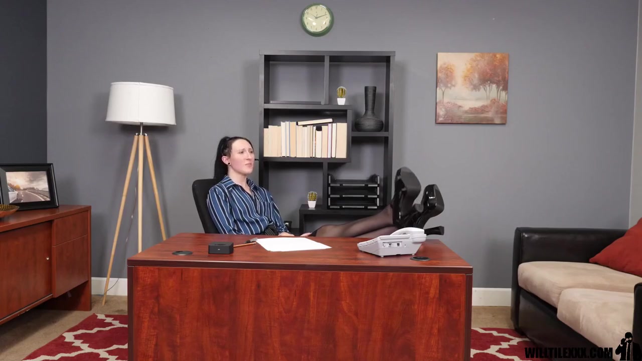 Raven Vice And Helen H Engelie In Bad Employee Company Time