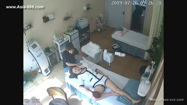 Hackers use the camera to remote monitoring of a lover's home life.383