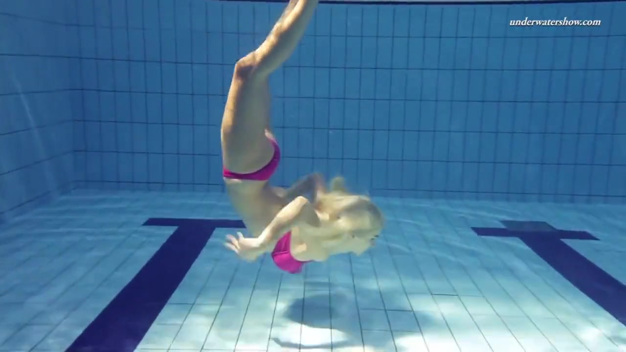Elena Proklova In Absolute Underwater Blonde Beauty