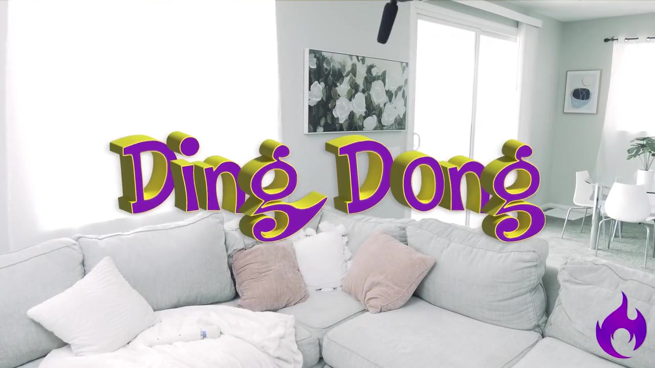 Rion King And Mandy Muse - Ding Dong Accepts A Package Delivery