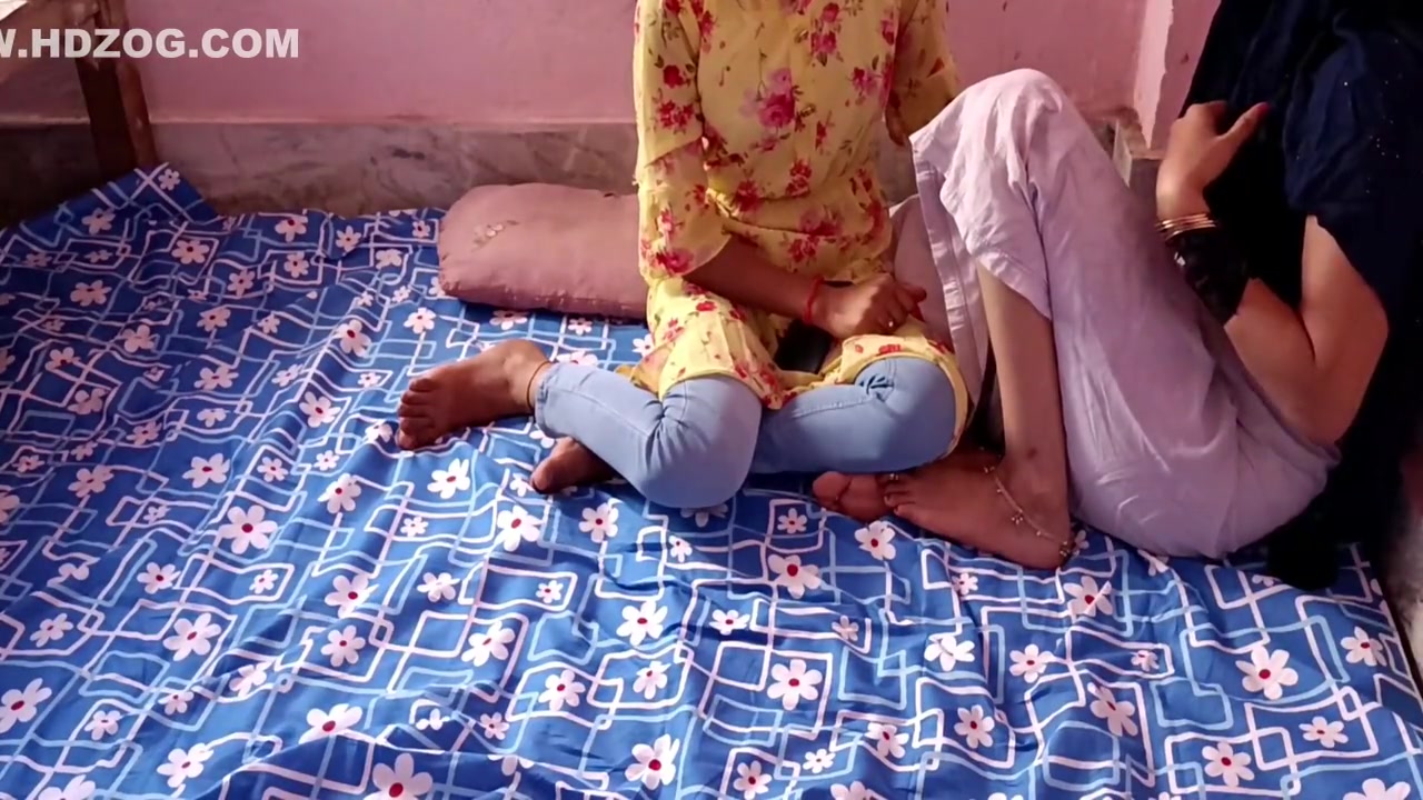 एकस न उसक सतल बहन क सथ चदई करत पकड फर दन क एक सथ चदई कय ! हद ऑडय 10 Min