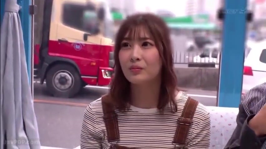 260208子どもがいる美人妻が不貞を行うm1