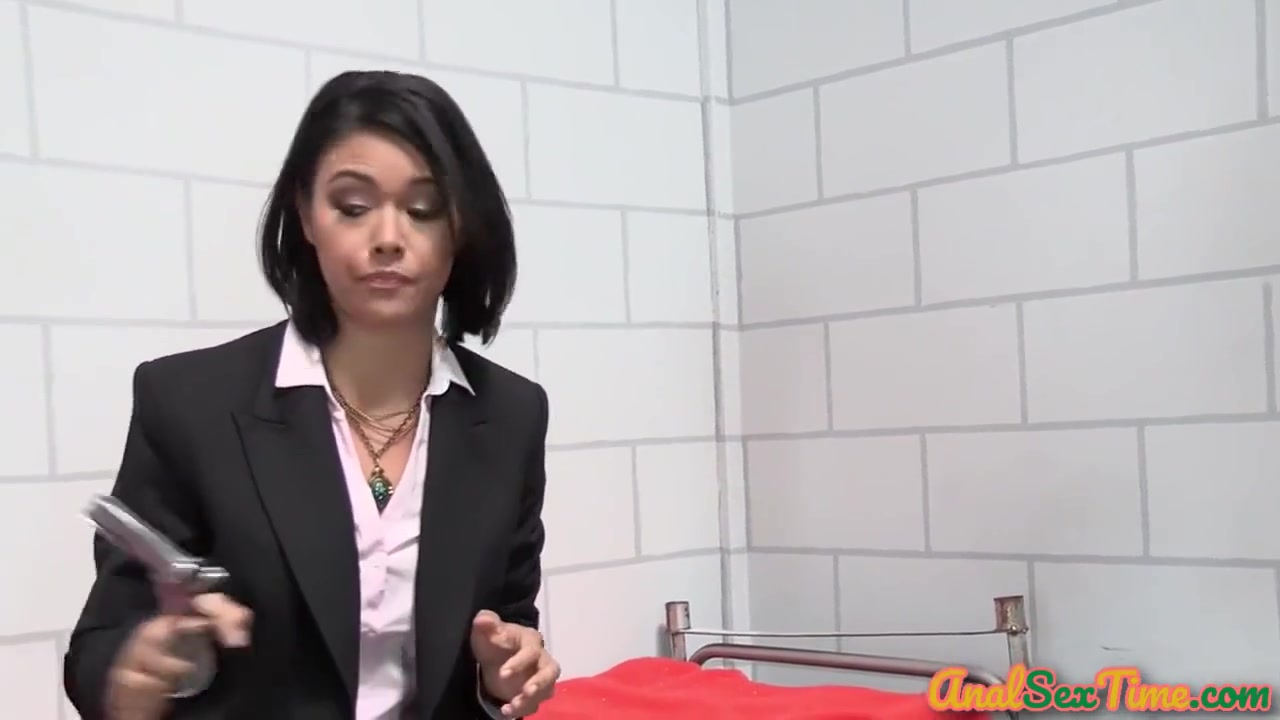 Prison Lez Babe Anallytoyed By Advocate In The Prison Cell