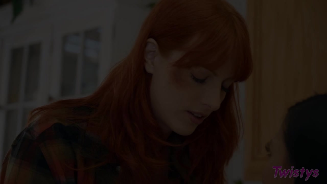 Alex Harper & Jasmine Grey in The New Girl - TwistysNetwork