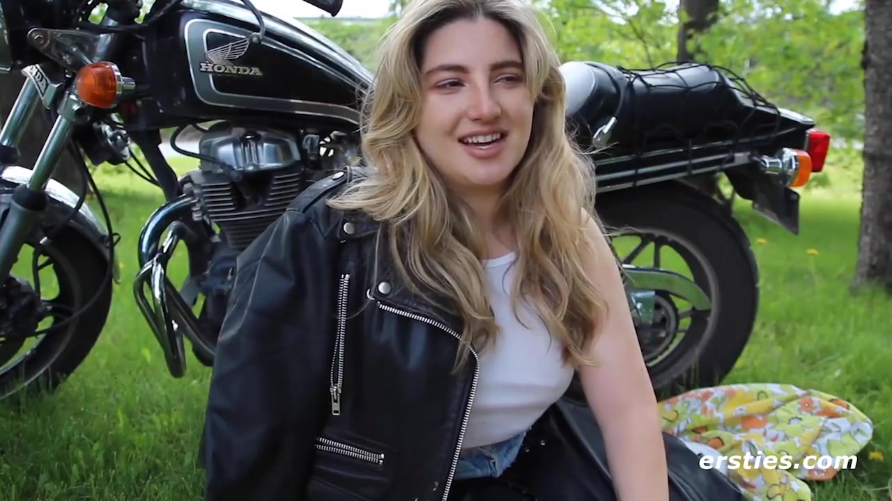 Biker Babe Plays With Her Pussy In Public