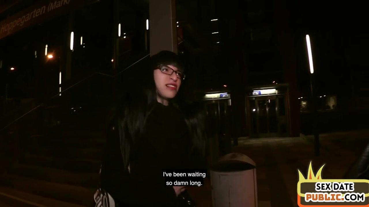Pulled spex MILF on interracial affair
