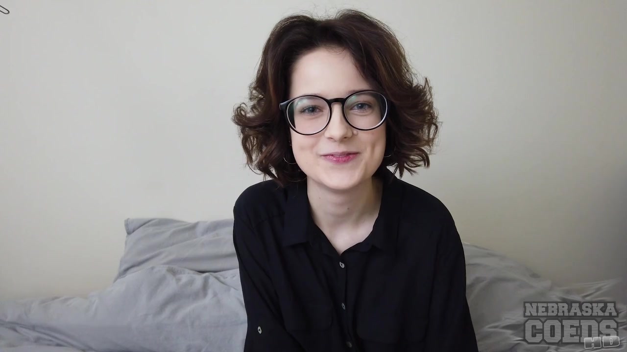 Polish teen 18+ Polyna First Time Naked Video Interview