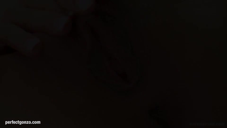 Tina Hunter being solo masturbating on Give Me Pink with passion
