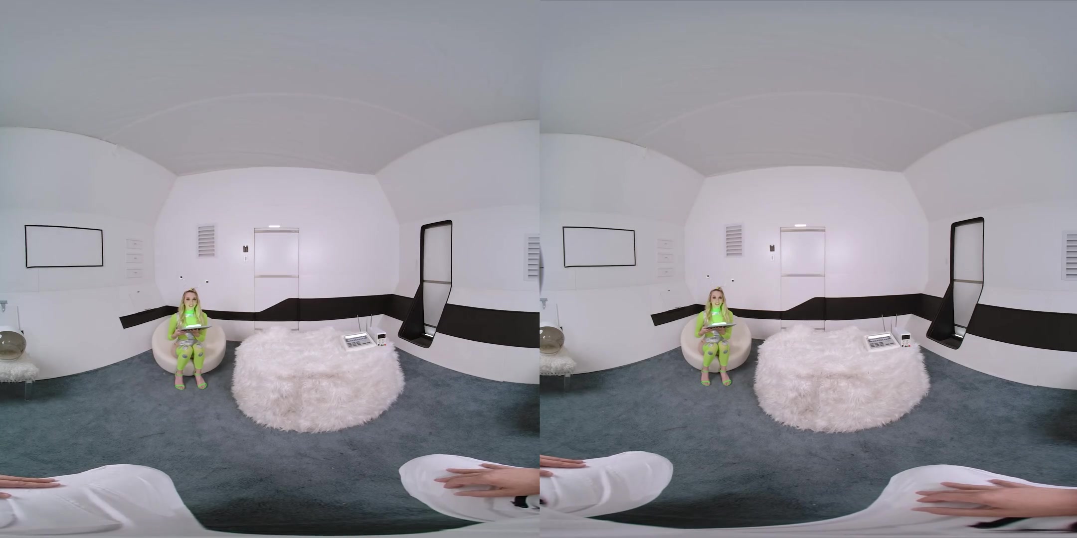 Out of this World Pussy - Blonde Cosplay Hardcore POV