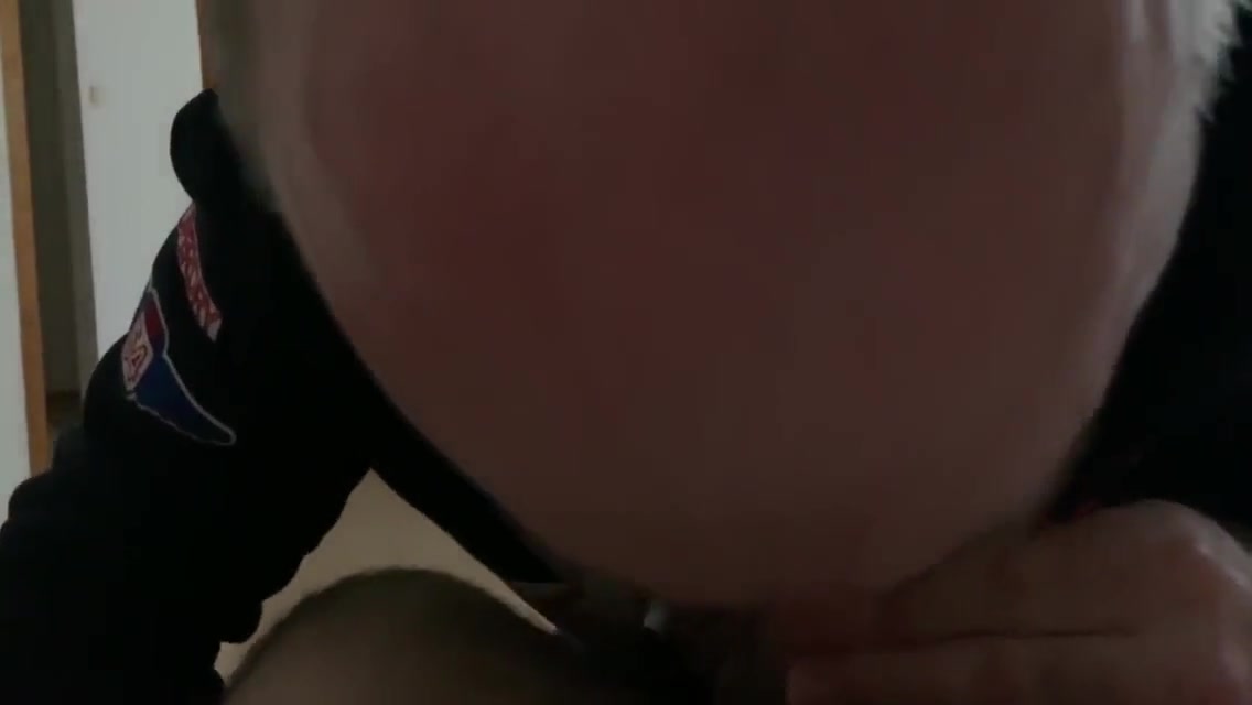 Norwegianbears Grindr Dates 16 - Hung-over Blowjob 12 Min With Gay Porn