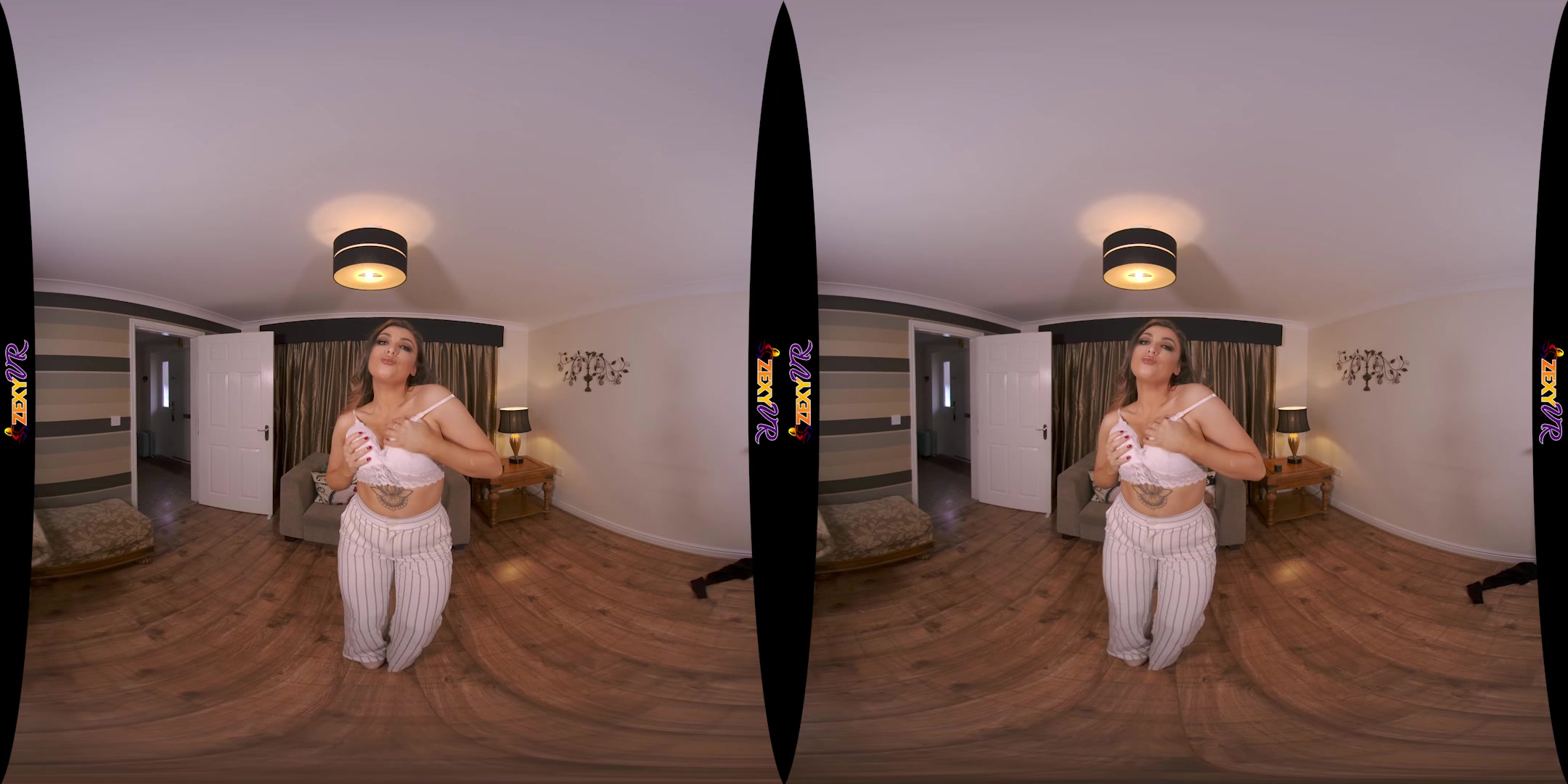 Strippergram featuring Blossom - ZexyVR