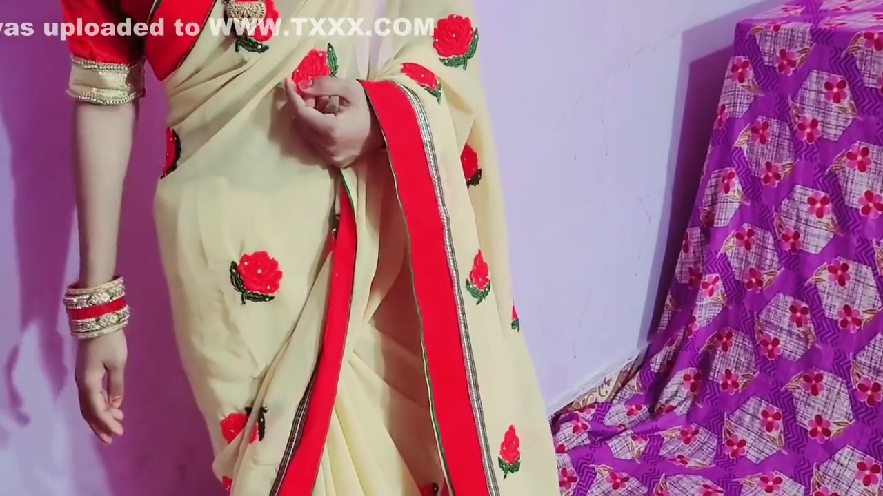 Indian Old Man Convinced His Step daughter-in-law To Have Sex