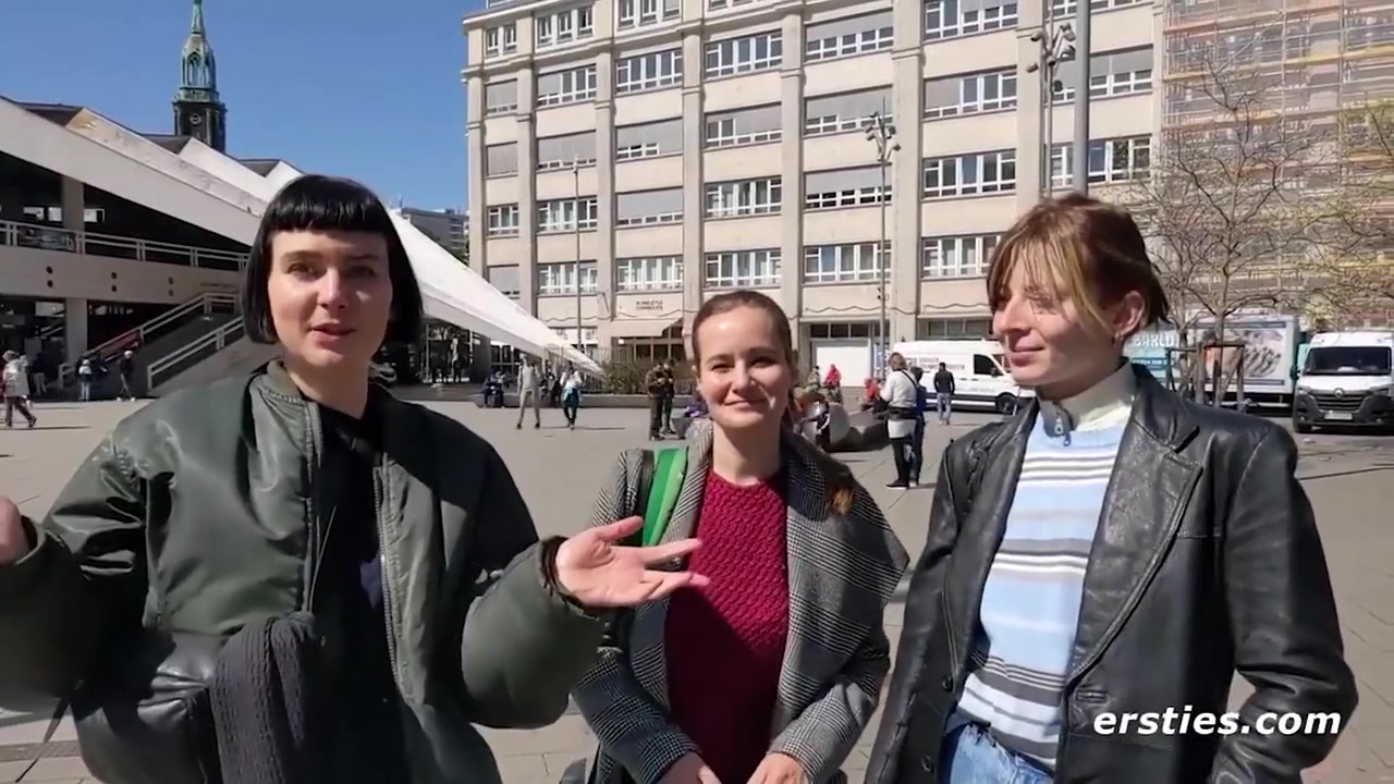 Three Girls Enjoy Lesbian Sex On Spring Break