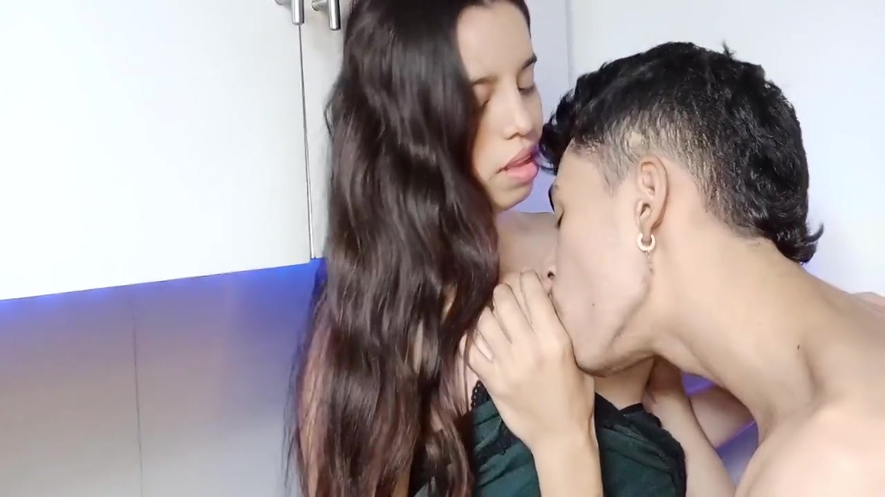 My Stepsister Has A Delicious Pussy She Likes Me To Suck It And Fuck Her