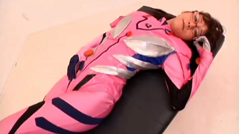 Cosplay Porn: Makinami Mari Illustrious 4