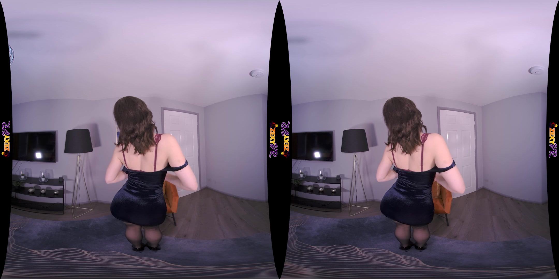 Pleasant Encounter featuring Mia J - ZexyVR