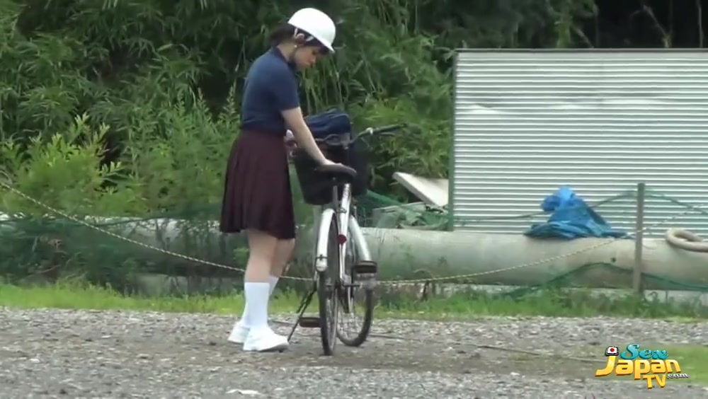 Pretty Misses In Passing 6 - SexJapanTV