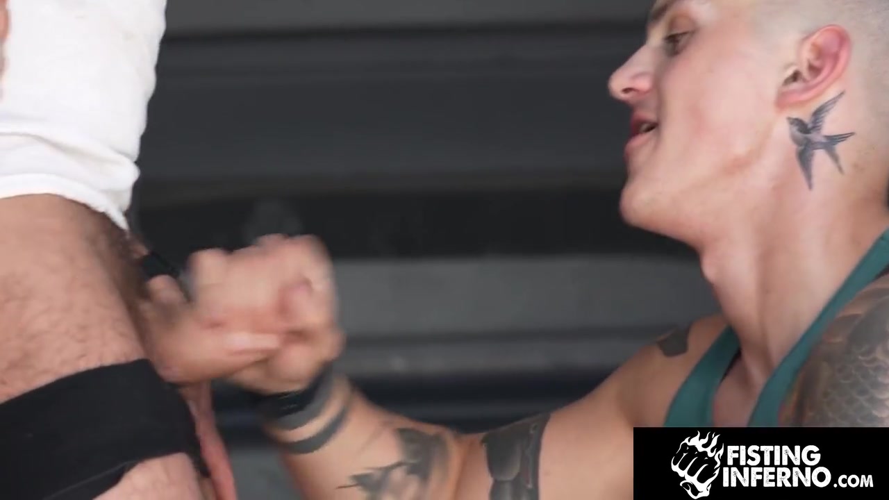 Bee F In Bearded Plays With Sub Cunt