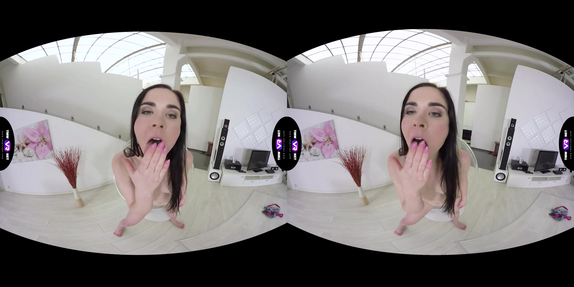 Amber Nevada in teen 18+ Rubs Sweet Flower - TMWVRNet
