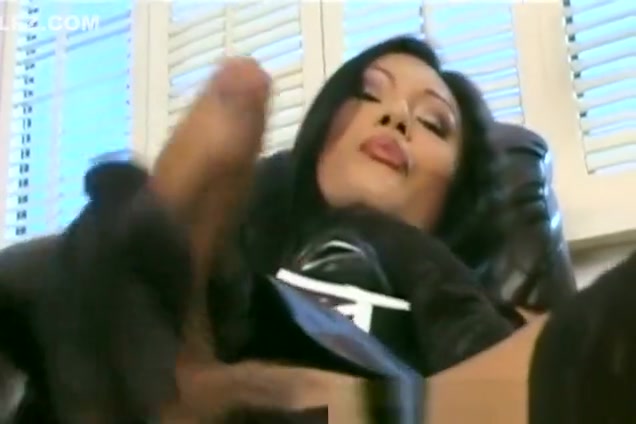 MEMOIRS OF A tranny - Scene 2