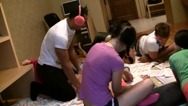 Exotic cuties have 3some student 18+ sex