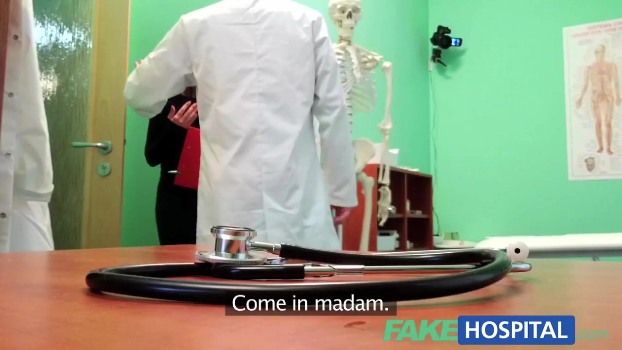 FakeHospital Tight hot wet patient moans with pleasure
