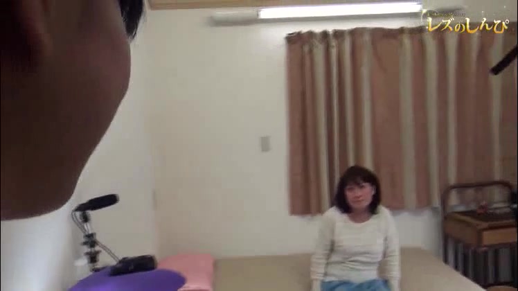 Ms.Ren and Ms.Miwa - Fetish Japanese Movies - Lesshin