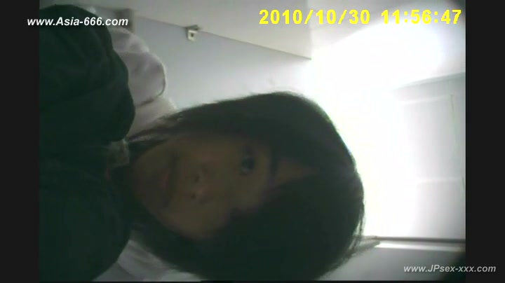 chinese girls go to toilet.52