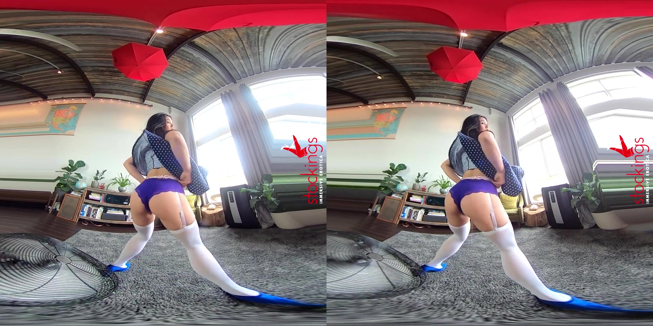 Amy Jane in Fan Dancer - StockingsVR