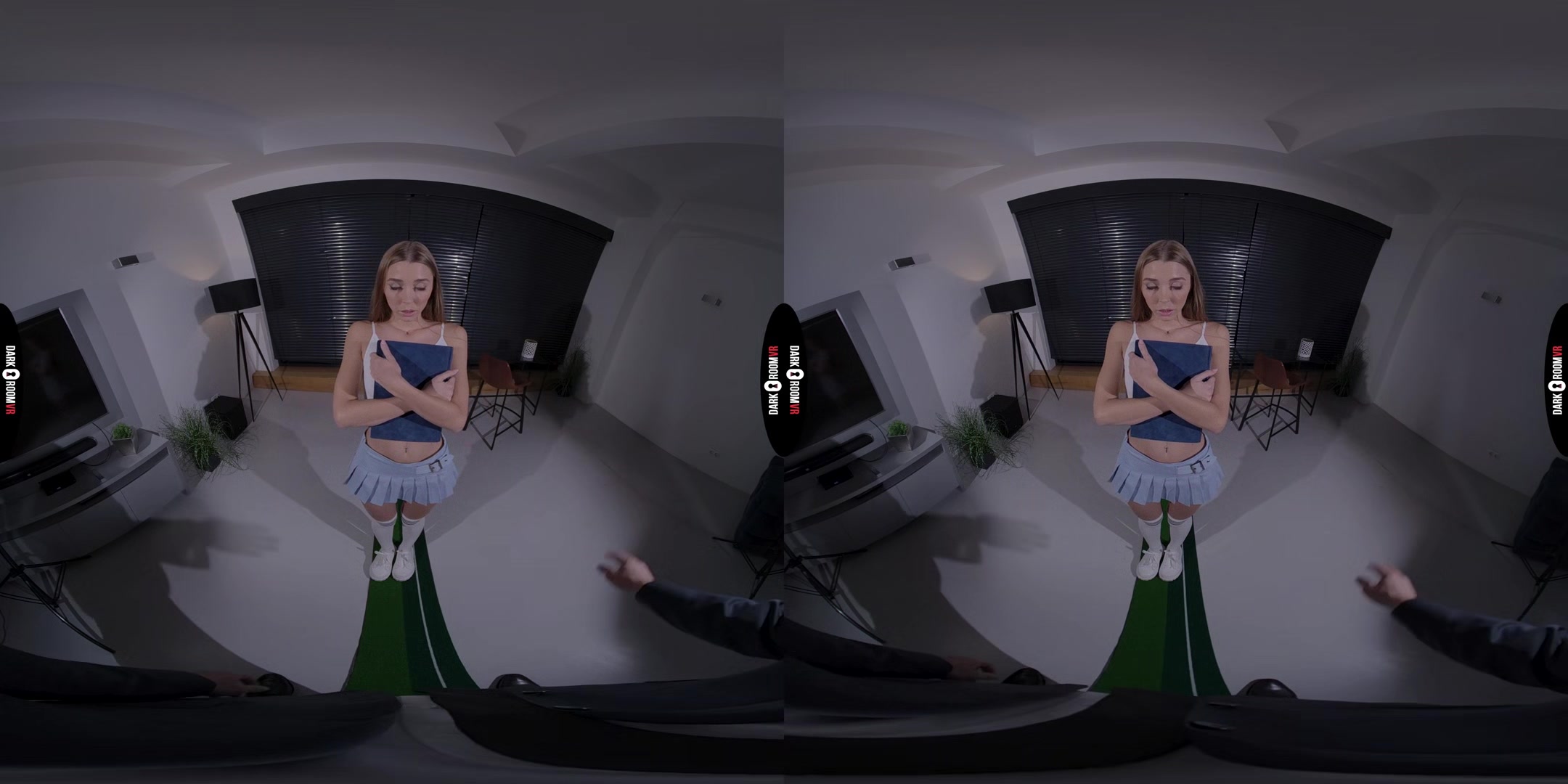 Mary Popiense VR Porn: Special Match - DarkRoomVR