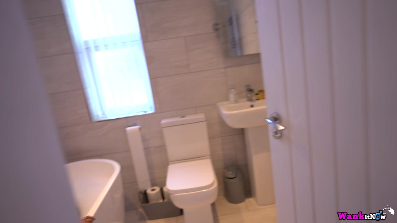 Selene - Soapy Surprise - Sexy Videos - WankitNow
