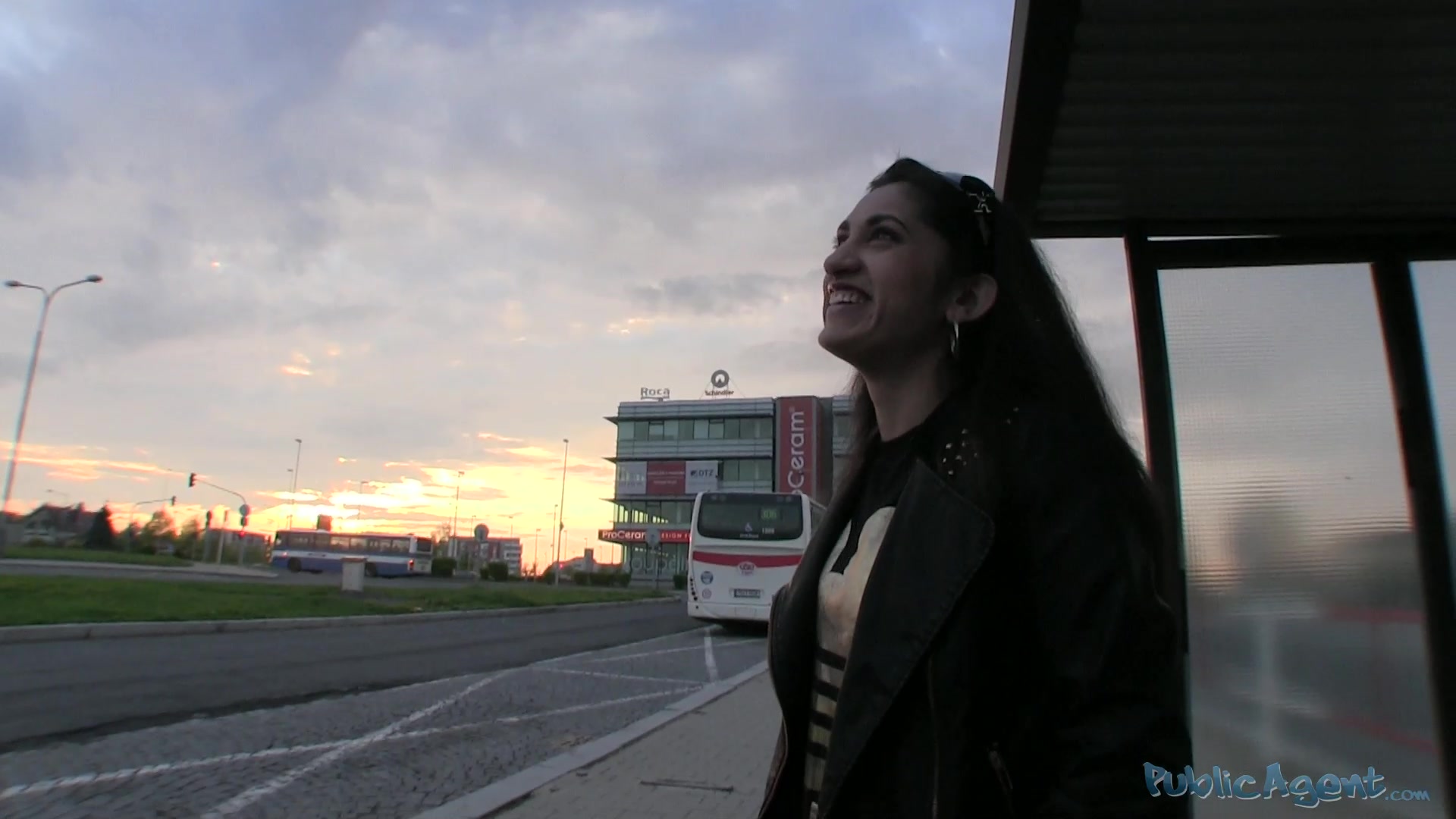 PublicAgent Video Scene. Juli