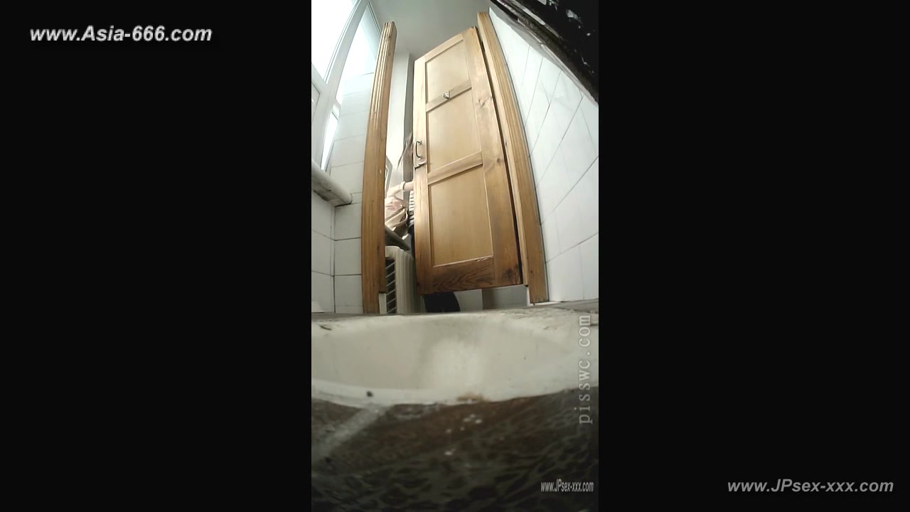 peeping blondes go to ***