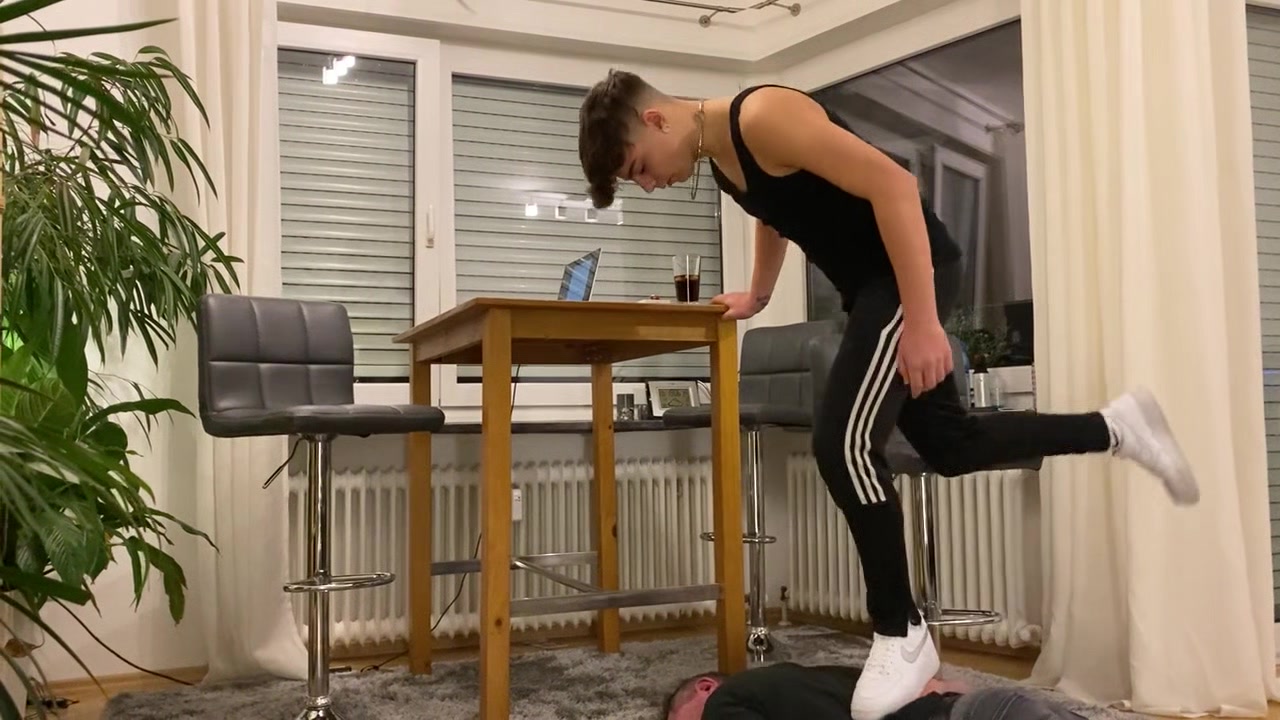 German master chickos chair