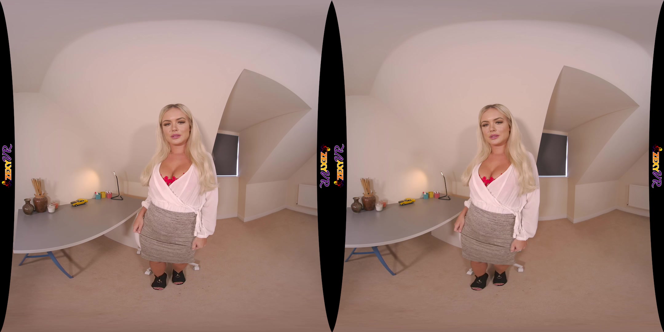 Naked In The Office featuring Louise - ZexyVR