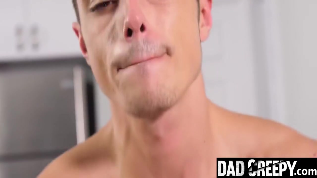 Sean Peek And Kit Cohen In Stepdaddy Figures Out A Way To Discipline His Wayward Stepson - Dadcreepy 8 Min