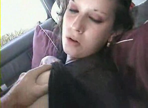Goth chick looks awesome in the fucking action