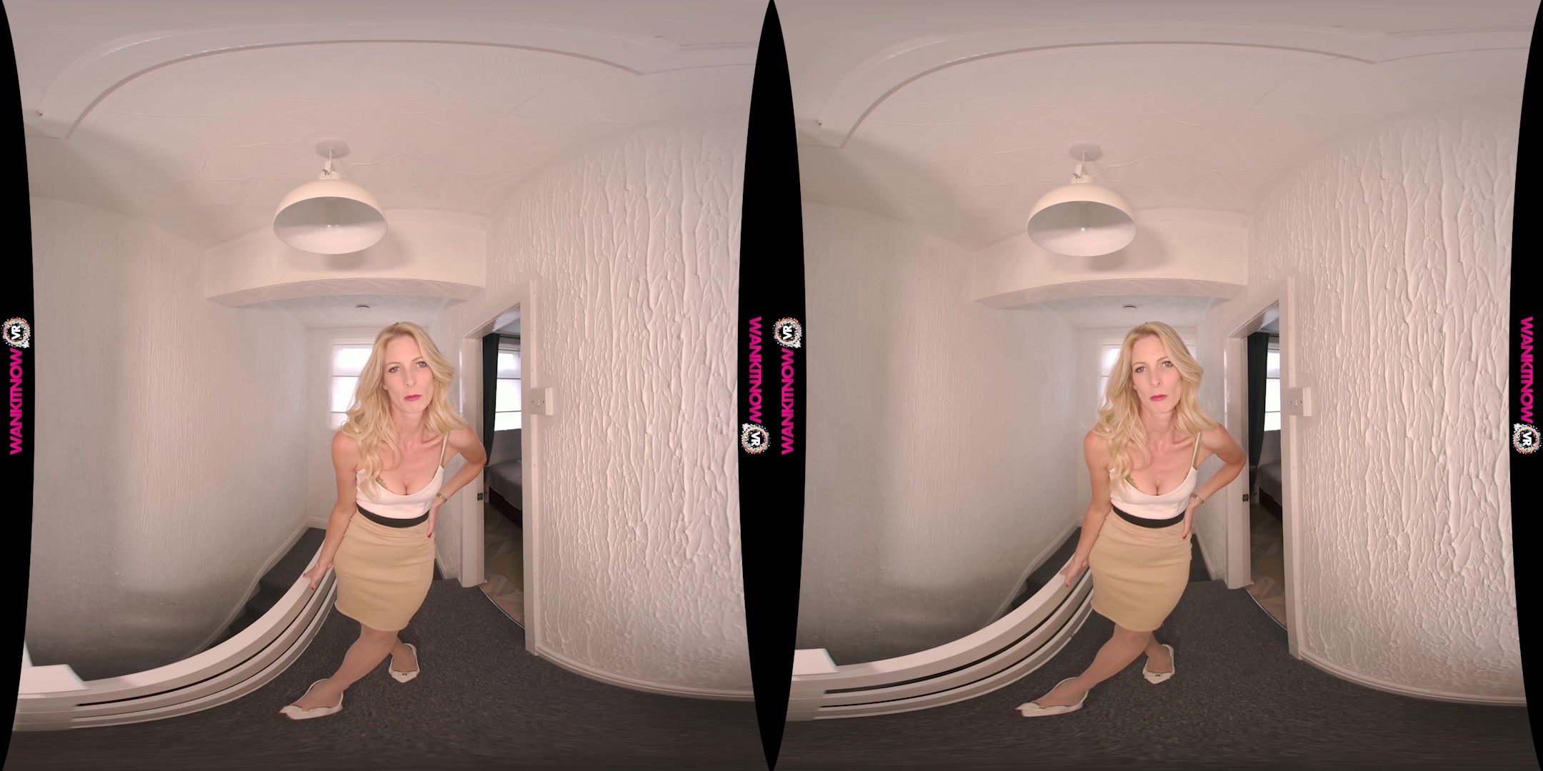 Seducing Step Dad featuring Leah - WankitNowVR