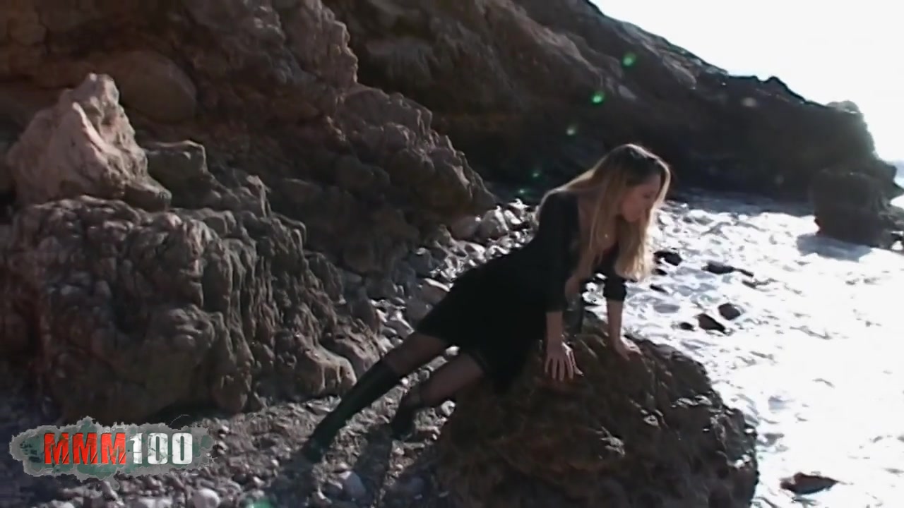 Hot little blonde Chrystal stripping on the beach - MMM100