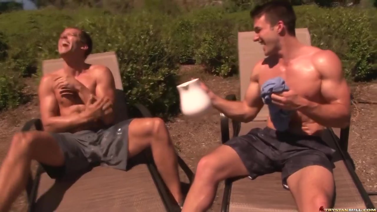 Trystan Bull And Brandon Lewis - A Stroll Through Pleasure