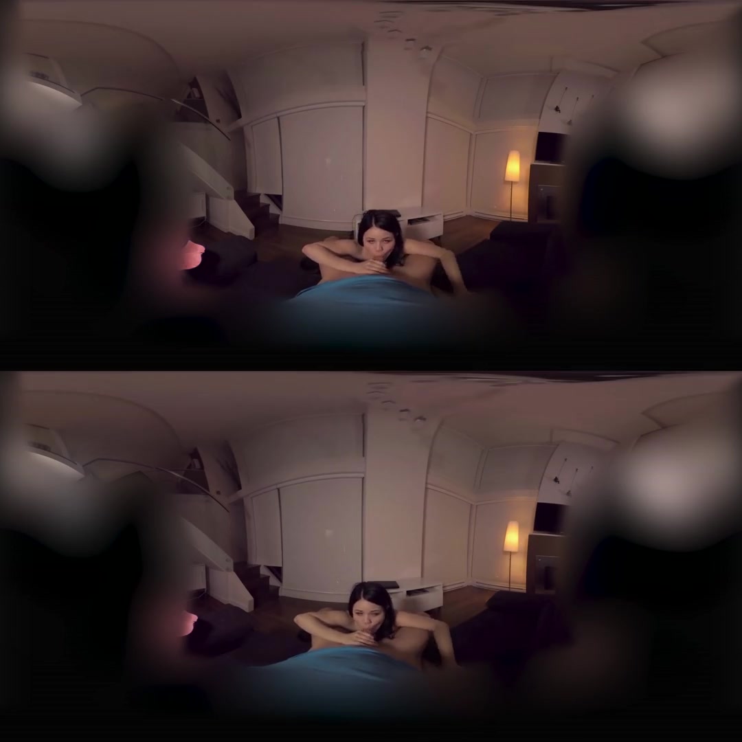 Yhivi in Get Flix and Chill - HoloGirlsVR