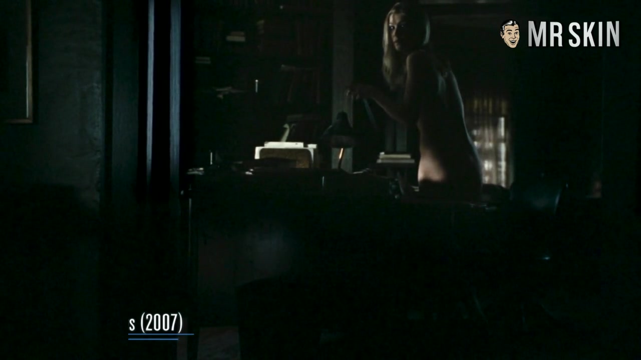 Best Of: Rosamund Pike - Mr.Skin