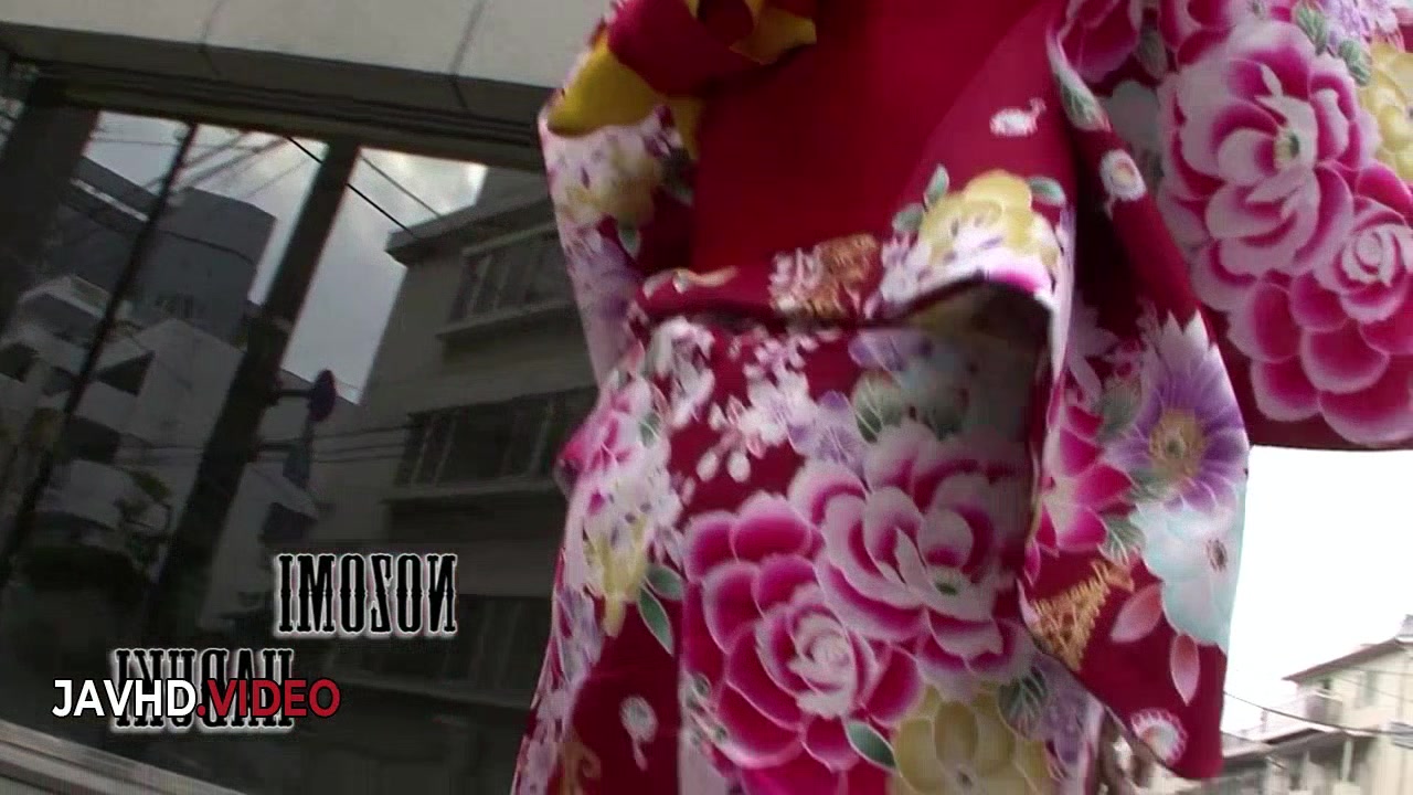 Passionate Asian Temptress Nozomi Hazuki Gives Blow Jobs Gets Creamed Hard