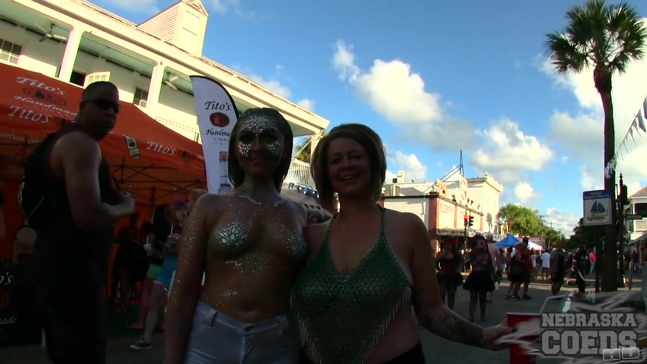 Nude Girls With Only Body Paint Out In Public On The Streets Of Fantasy Fest 2018 Key West Florida - NebraskaCoeds