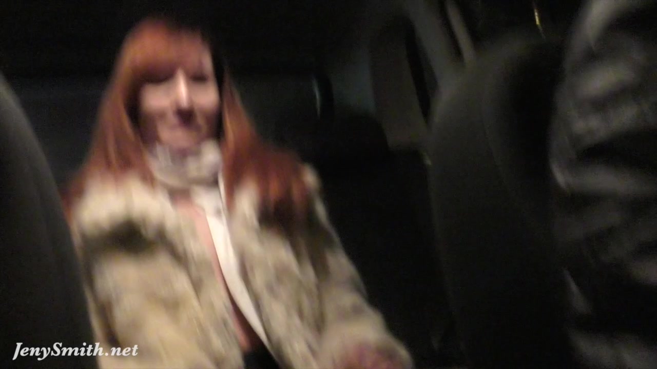 Jeny Smith is being caught naked on back seat of taxi