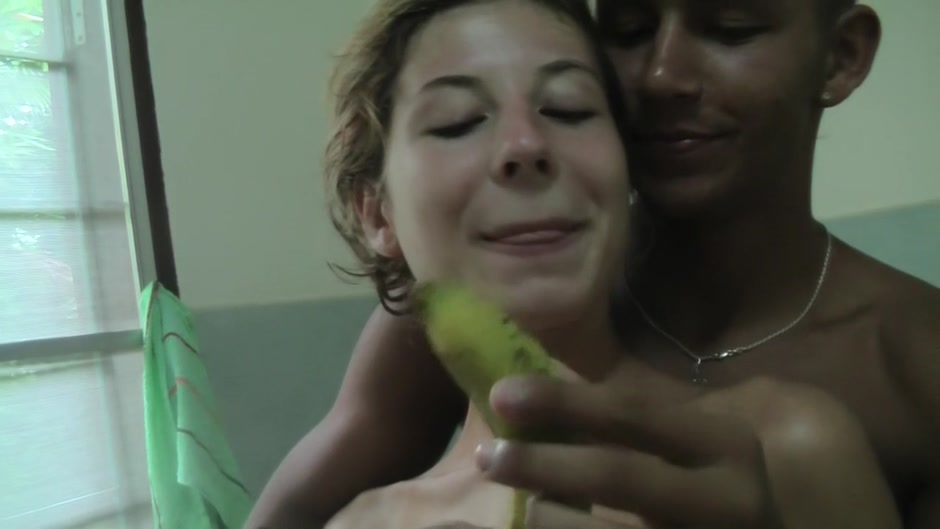 Vicktoria Tiffany in fierce shagging in a hot hotel sex video